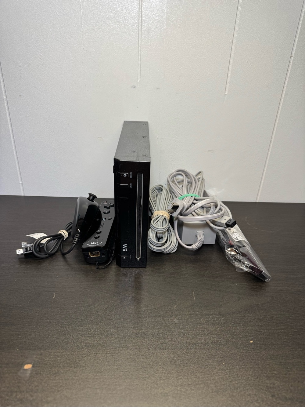 Nintendo Wii Console Black Bundle with Controller - Tested And Works
